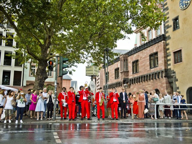 walkingact brassband brass2go wedding frankfurt Hochzeit