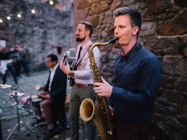 akustik pop trio Saxophon paul stolze Gitarre Heiko Duffner Mario Maradei percussion Sektempfang